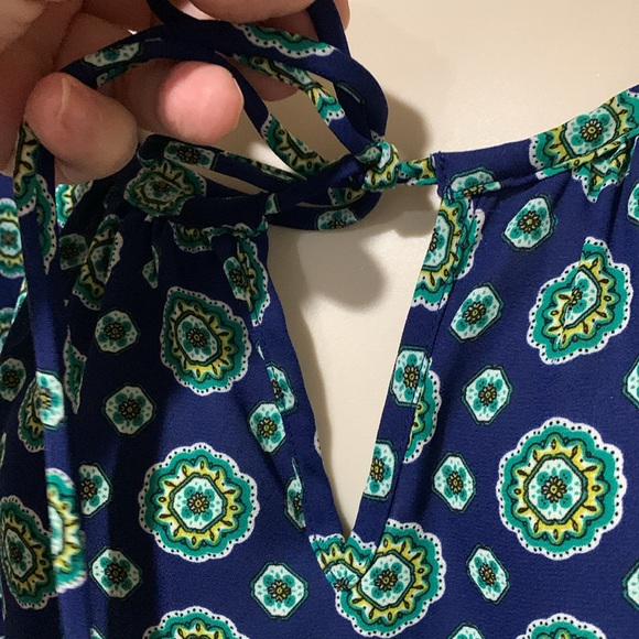 PLEIONE top - Picture 3 of 10